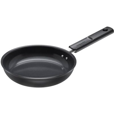 Fiskars Braadpan, Hard Face, diameter 20 cm, geschikt voor alle warmtebronnen, antiaanbaklaag, krasbestendig, aluminium/kunststof, zwart, 1075457 Fiskars Braadpan, Hard Face, diameter 20 cm, geschikt voor alle warmtebronnen, antiaanbaklaag, krasbestendig, aluminium/kunststof, zwart, 1075457