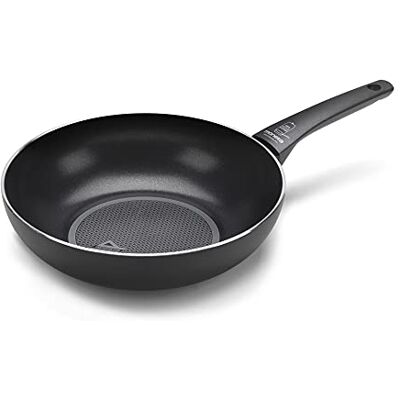 Moneta Recy Wok 28 cm Recy 52 blikjes, Net Induction, zwart, behuizing van 100% gerecycled aluminium Moneta Recy Wok 28 cm Recy 52 blikjes, Net Induction, zwart, behuizing van 100% gerecycled aluminium