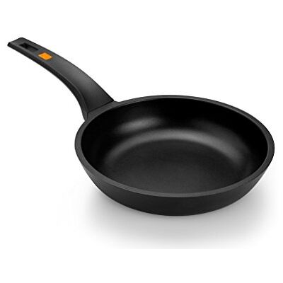 BRA Efficient Pan 28 cm, gegoten aluminium met Teflon Platinum Plus antiaanbaklaag, zonder PFOA, compatibel met alle warmtebronnen, inclusief inductie BRA Efficient Pan 28 cm, gegoten aluminium met Teflon Platinum Plus antiaanbaklaag, zonder PFOA, compatibel met alle warmtebronnen, inclusief inductie