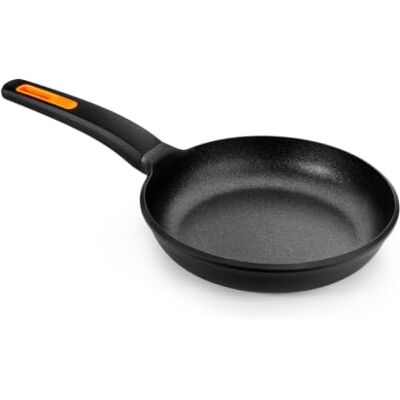 BRA isogona A431220 Efficient Plus pan, 20 cm, gegoten aluminium, zwart BRA isogona A431220 Efficient Plus pan, 20 cm, gegoten aluminium, zwart