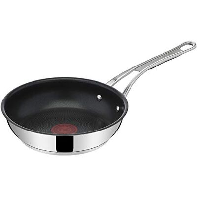 Tefal Jamie Oliver Cook's Classics roestvrijstalen koekenpan, 24 cm, antiaanbaklaag, warmte-indicator, 100% veilig, geklonken siliconen handvat, ovenbestendig, inductiepan E3060434 Tefal Jamie Oliver Cook's Classics roestvrijstalen koekenpan, 24 cm, antiaanbaklaag, warmte-indicator, 100% veilig, geklonken siliconen handvat, ovenbestendig, inductiepan E3060434