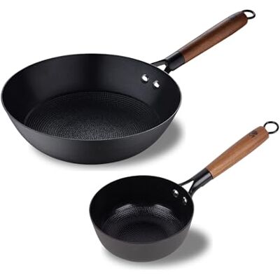 MasterPRO Odín 2-delig kookgerei 16 cm en 24 cm wok van geperst ijzer, keramische antiaanbaklaag, ergonomische handgrepen van acaciahout, voor alle warmtebronnen zonder PFOA MasterPRO Odín 2-delig kookgerei 16 cm en 24 cm wok van geperst ijzer, keramische antiaanbaklaag, ergonomische handgrepen van acaciahout, voor alle warmtebronnen zonder PFOA