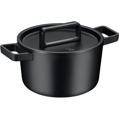 WMF Flavour Geëmailleerde gietijzeren stoofpan met geëmailleerd gietijzeren deksel en deksel met condensatiepen, zwart, 22 cm WMF Flavour Geëmailleerde gietijzeren stoofpan met geëmailleerd gietijzeren deksel en deksel met condensatiepen, zwart, 22 cm