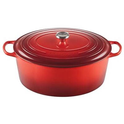 Le Creuset Signature geëmailleerde gietijzeren braadpan met deksel, Ø 40 cm, ovaal, 13,9 liter, 10,025 kg, Kersenrood, 21178400602430 Le Creuset Signature geëmailleerde gietijzeren braadpan met deksel, Ø 40 cm, ovaal, 13,9 liter, 10,025 kg, Kersenrood, 21178400602430