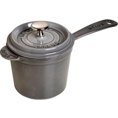 STAUB Gietijzeren sauskom Ø 18 cm, 2,8 l, grafietgrijs STAUB Gietijzeren sauskom Ø 18 cm, 2,8 l, grafietgrijs
