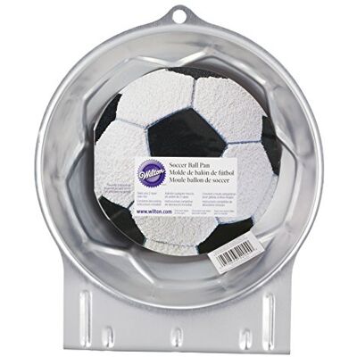 Wilton Voetbal taartvorm, 22 x 9 cm (8,75 x 3,5 inch) Wilton Voetbal taartvorm, 22 x 9 cm (8,75 x 3,5 inch)