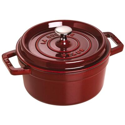 STAUB Gietijzeren braadpan / cocotte, rond 22 cm, 2.6 L, Grenadine STAUB Gietijzeren braadpan / cocotte, rond 22 cm, 2.6 L, Grenadine