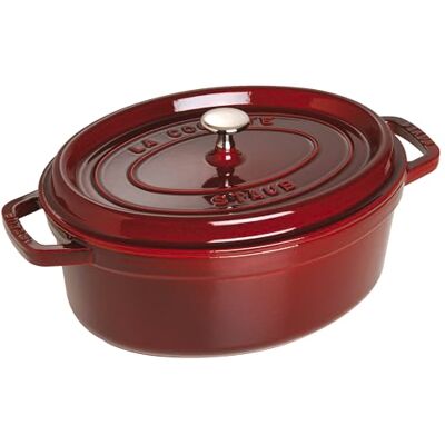 STAUB Gietijzeren ovalen cocotte, 29 cm, 4,25 l, Grenadine STAUB Gietijzeren ovalen cocotte, 29 cm, 4,25 l, Grenadine