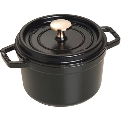 STAUB Geëmailleerde gietijzeren stoofpan met deksel, voor alle warmtebronnen, inclusief inductie, 1 tot 2 personen, rond, 16 cm, 1,20 l, 2,7 kg, mat zwart STAUB Geëmailleerde gietijzeren stoofpan met deksel, voor alle warmtebronnen, inclusief inductie, 1 tot 2 personen, rond, 16 cm, 1,20 l, 2,7 kg, mat zwart