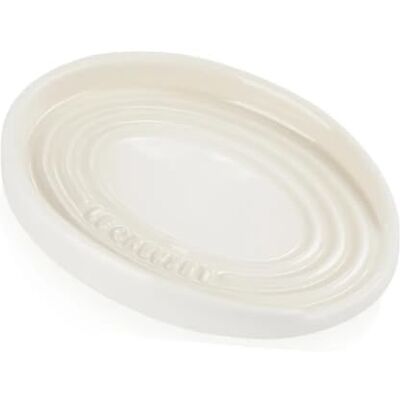 Le Creuset Lepelsteun ovaal keramiek Meringue 71507157160099 Le Creuset Lepelsteun ovaal keramiek Meringue 71507157160099