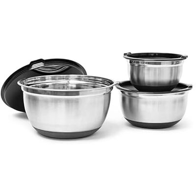 Relaxdays Roestvrij stalen kom set van 3 met deksel en antislip bodem slakom platte holle mengkom aroma- en smaakbescherming, zwart-zilver, diameter 17,5/21/25,5 cm Relaxdays Roestvrij stalen kom set van 3 met deksel en antislip bodem slakom platte holle mengkom aroma- en smaakbescherming, zwart-zilver, diameter 17,5/21/25,5 cm