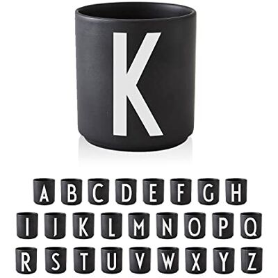 Design Letters Zwarte koffiemok (A-Z) Stijlvolle premium porseleinen koffiecups Gebruik de koffiemok als cappuccinokop Perfect cadeau voor dames, heren Verjaardagscadeau 250 ml Design Letters Zwarte koffiemok (A-Z) Stijlvolle premium porseleinen koffiecups Gebruik de koffiemok als cappuccinokop Perfect cadeau voor dames, heren Verjaardagscadeau 250 ml