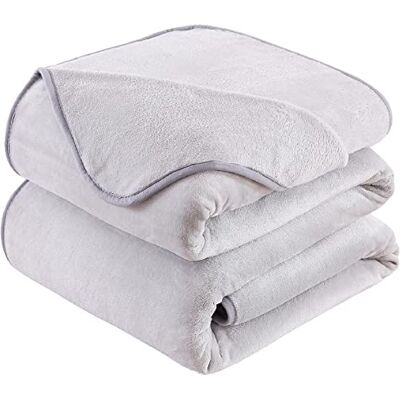 HOZY Dik geruit deken 150 x 200 cm grijs, zacht en warm, voor tweepersoonsbed en zetel, flanel, dubbelzijdig, omkeerbaar HOZY Dik geruit deken 150 x 200 cm grijs, zacht en warm, voor tweepersoonsbed en zetel, flanel, dubbelzijdig, omkeerbaar