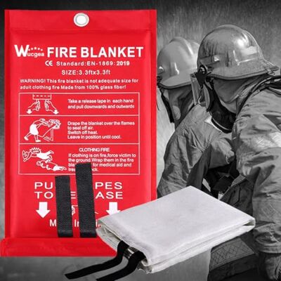 wucgea Survival Branddeken Noodgevallen glasvezel branddeken voor overleving brandbeveiliging en thermische isolatie 1,0m x 1,0m, van toepassing op Keuken, Barbecue, Auto, Camping... wucgea Survival Branddeken Noodgevallen glasvezel branddeken voor overleving brandbeveiliging en thermische isolatie 1,0m x 1,0m, van toepassing op Keuken, Barbecue, Auto, Camping...