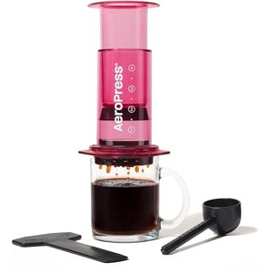 AeroPress Clear Pink All-in-One koffiezetapparaat, espresso- en filterstijl, 2 minuten brouwen, klein draagbaar koffiezetapparaat, ideaal voor reizen en kamperen AeroPress Clear Pink All-in-One koffiezetapparaat, espresso- en filterstijl, 2 minuten brouwen, klein draagbaar koffiezetapparaat, ideaal voor reizen en kamperen