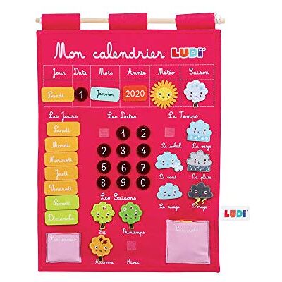 LUDI Roze educatieve kalender van geborduurde stof Vanaf 3 jaar 45 afneembare etiketten Ontwikkelt Ontdekking, Reflectie & Organisatie 40 x 53 x 1 cm LUDI Roze educatieve kalender van geborduurde stof Vanaf 3 jaar 45 afneembare etiketten Ontwikkelt Ontdekking, Reflectie & Organisatie 40 x 53 x 1 cm