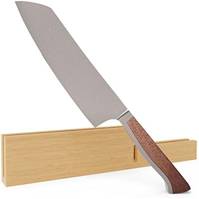 Güde Solingen Santoku walnoothout gesmeed mes met houten schede CAMINADA handgemaakt Duitsland bruin 18 cm Güde Solingen Santoku walnoothout gesmeed mes met houten schede CAMINADA handgemaakt Duitsland bruin 18 cm