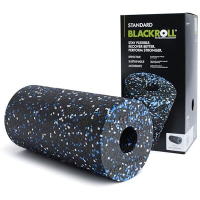 BLACKROLL ® STANDARD, klassieke foamroller voor zelfmassage van rug en nek, effectieve massage roller voor functionele training, 30 cm, zwart/wit/blauw BLACKROLL ® STANDARD, klassieke foamroller voor zelfmassage van rug en nek, effectieve massage roller voor functionele training, 30 cm, zwart/wit/blauw