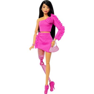Barbie Poupée Deluxe Style dans une robe avec une rose HYV26 Barbie Poupée Deluxe Style dans une robe avec une rose HYV26