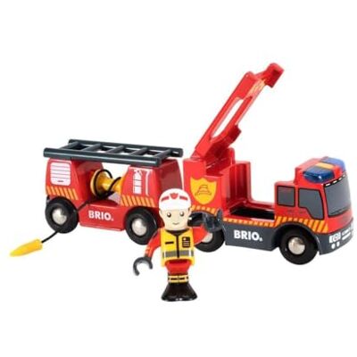 Brio World 33811 Camion de Pompiers Son et Lumière Piles incluses pour Circuit de Train en Bois Jouet pour garçons et Filles à partir de 3 Ans Brio World 33811 Camion de Pompiers Son et Lumière Piles incluses pour Circuit de Train en Bois Jouet pour garçons et Filles à partir de 3 Ans