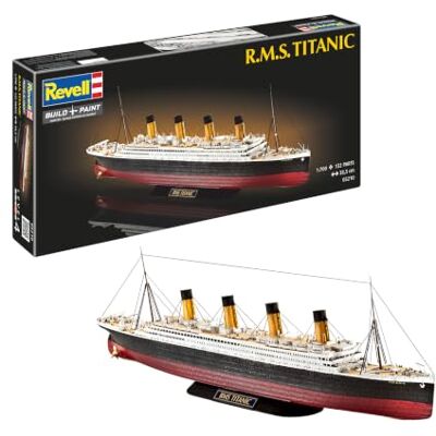 Revell 05210 Model R M S Titanic Revell 05210 Model R M S Titanic