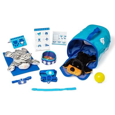 Melissa & Doug Tote & Tour Pet Travel Play Set Melissa & Doug Tote & Tour Pet Travel Play Set