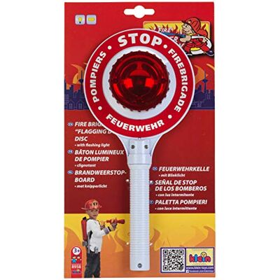 Klein Theo 8958 Fire Fighter Henry brandweerstok I batterijen met knipperlicht I afmetingen: 16 cm x 35 cm x 29 cm I speelgoed voor kinderen vanaf drie jaar Klein Theo 8958 Fire Fighter Henry brandweerstok I batterijen met knipperlicht I afmetingen: 16 cm x 35 cm x 29 cm I speelgoed voor kinderen vanaf drie jaar