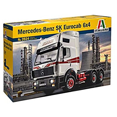 Italeri 510003924 Mercedes-Benz 1:24 SK Eurocab 6 x 4, ongelakt Italeri 510003924 Mercedes-Benz 1:24 SK Eurocab 6 x 4, ongelakt