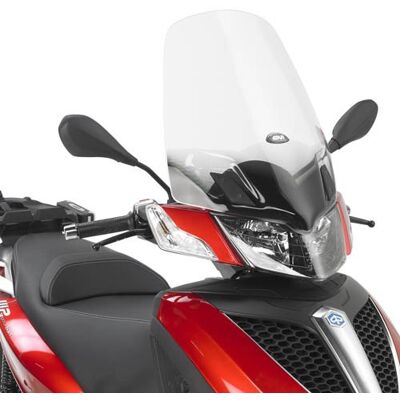 Givi Voorruit scooter Piaggio MP3 Yourban 125-300 (2011-2018) Givi Voorruit scooter Piaggio MP3 Yourban 125-300 (2011-2018)