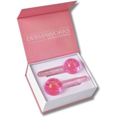 Dermaworks LUXURY Ice Roller, gezichtsverzorging, tegen zakken en donkere kringen onder de ogen, anti-aging en anti-rimpel, lymfedrainage, huidverzorging, ijsroller, cadeau-idee voor dames Dermaworks LUXURY Ice Roller, gezichtsverzorging, tegen zakken en donkere kringen onder de ogen, anti-aging en anti-rimpel, lymfedrainage, huidverzorging, ijsroller, cadeau-idee voor dames