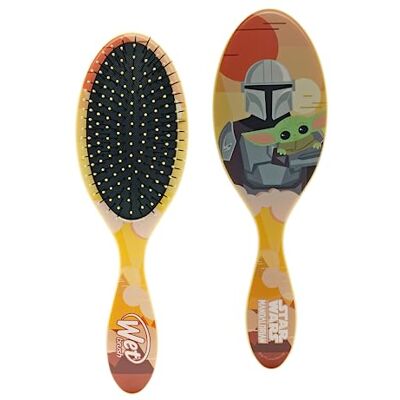 Wet Brush Mandalorian Detangler Mando & Grogu Wet Brush Mandalorian Detangler Mando & Grogu