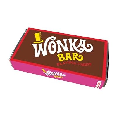 AQUARIUS Willy Wonka Chocolate Bar Premium speelkaarten Willy Wonka kaartspel voor je favoriete kaartspellen Officieel gelicentieerd product van Willy Wonka en artikelen AQUARIUS Willy Wonka Chocolate Bar Premium speelkaarten Willy Wonka kaartspel voor je favoriete kaartspellen Officieel gelicentieerd product van Willy Wonka en artikelen