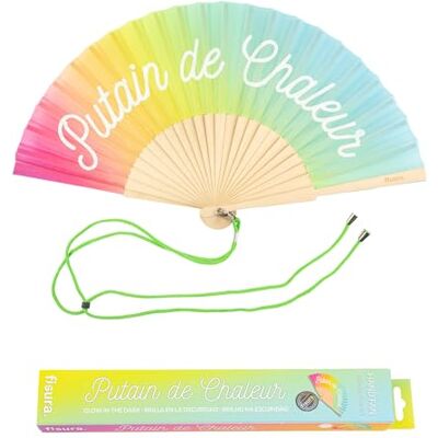 Fisura . Originele waaier met boodschap Moderne en grappige houten waaier. Afmetingen: 42,5 x 23. Materiaal: hout en textiel (regenboogkleuren) Éventail en bois coloré avec dragonne, pratique pour l’été et les vacances. Dimensions : 42,5 x 23 cm. Fisura . Originele waaier met boodschap Moderne en grappige houten waaier. Afmetingen: 42,5 x 23. Materiaal: hout en textiel (regenboogkleuren) Éventail en bois coloré avec dragonne, pratique pour l’été et les vacances. Dimensions : 42,5 x 23 cm.