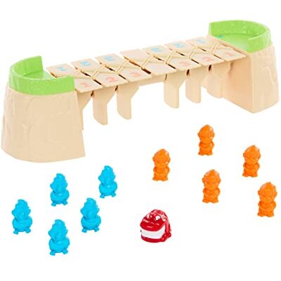 Mattel Kalle Krokofalle: spelers rollen de alligator onder de borstel om uit te zoeken hoe veel mensen ze vooruit moeten trekken. Mattel Kalle Krokofalle: spelers rollen de alligator onder de borstel om uit te zoeken hoe veel mensen ze vooruit moeten trekken.