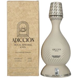 Adicciõn Tequila ADICCIŌN Tequila Mezcal Artesanal Joven 2023 40% Vol. 0,7l in geschenkverpakking Adicciõn Tequila ADICCIŌN Tequila Mezcal Artesanal Joven 2023 40% Vol. 0,7l in geschenkverpakking