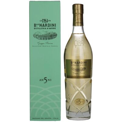 Nardini Grappa Riserva 5 ANNI 42% Vol. 0,7l in geschenkverpakking Nardini Grappa Riserva 5 ANNI 42% Vol. 0,7l in geschenkverpakking