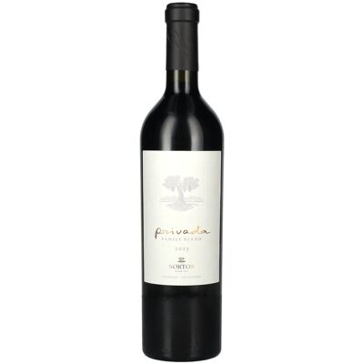 Bodega Whisky Bodega Norton Privada Family Blend 2023 14,5% Vol. 0,75l Bodega Whisky Bodega Norton Privada Family Blend 2023 14,5% Vol. 0,75l