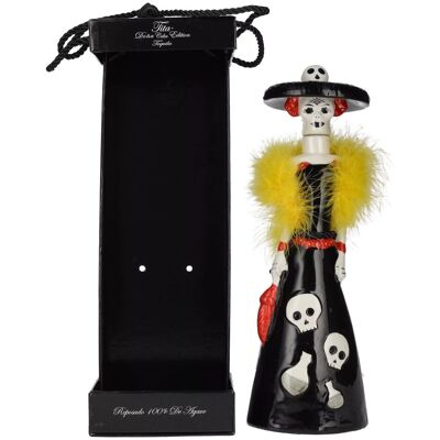 Dona Celia Tequila Reposado 100% de Agave 40% Vol. 0,7l in geschenkverpakking Dona Celia Tequila Reposado 100% de Agave 40% Vol. 0,7l in geschenkverpakking
