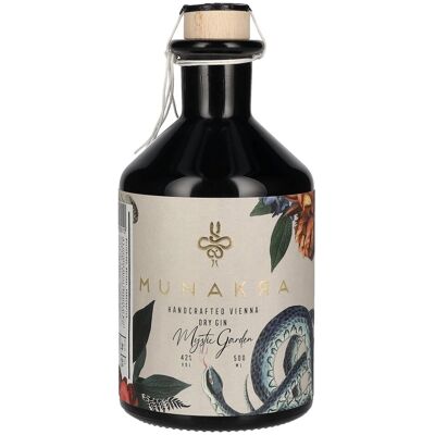 Munakra Handcrafted Vienna Dry Gin Mystic Garden 42% Vol. 0,5l Munakra Handcrafted Vienna Dry Gin Mystic Garden 42% Vol. 0,5l