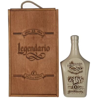 Legendario rum Legendario Ron Gran Reserva Añejo 15 Años 40% Vol. 0,7l in Holzkiste Legendario rum Legendario Ron Gran Reserva Añejo 15 Años 40% Vol. 0,7l in Holzkiste