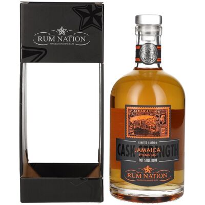 Rum Nation Jamaica 5 Years Old Pot Still Rum Cask Strength Oloroso Cask 2017/2023 57,8% Vol. 0,7l in geschenkverpakking Rum Nation Jamaica 5 Years Old Pot Still Rum Cask Strength Oloroso Cask 2017/2023 57,8% Vol. 0,7l in geschenkverpakking