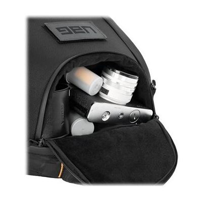 UAG Rugged Backpack for Laptops (Standard Issue 18-Liter) - Pack Black - Rugzak - robuust - 840D nylon - zwart - 13" UAG Rugged Backpack for Laptops (Standard Issue 18-Liter) - Pack Black - Rugzak - robuust - 840D nylon - zwart - 13"