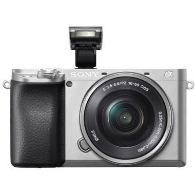 Sony Hybride Camera Alpha 6100 Zilver + Sony E Pz 16-50 Mm F/3.5-5.6 Oss Objectief Sony Hybride Camera Alpha 6100 Zilver + Sony E Pz 16-50 Mm F/3.5-5.6 Oss Objectief