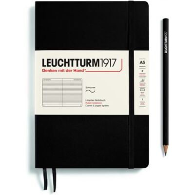 A5-notitieboekje medium gelinieerd met zachte kaft Leuchtturm1917, 123 genummerde pagina’s, zwart A5-notitieboekje medium gelinieerd met zachte kaft Leuchtturm1917, 123 genummerde pagina’s, zwart