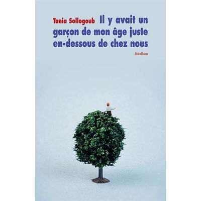 Medium Il y avait un garçon de mon âge juste en-dessous de chez nous Medium Il y avait un garçon de mon âge juste en-dessous de chez nous