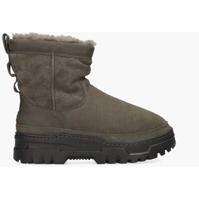 UGG Heritage Pull-On Trailgazer Boot Thunder Cloud 44 male UGG Heritage Pull-On Trailgazer Boot Thunder Cloud 44 male