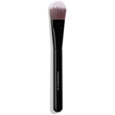 CHANEL PINCEAU FOND DE TEINT N°100 CHANEL PINCEAU FOND DE TEINT N°100