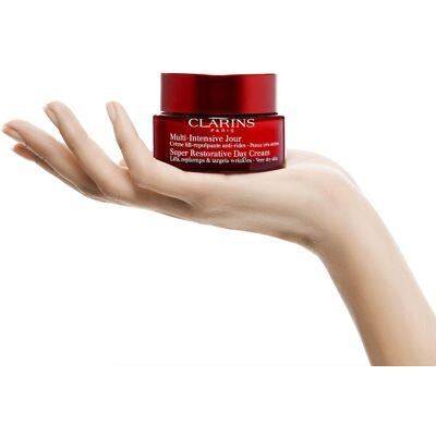 CLARINS SUPER RESTORATIVE DAY CREAM DRY SKIN CLARINS SUPER RESTORATIVE DAY CREAM DRY SKIN