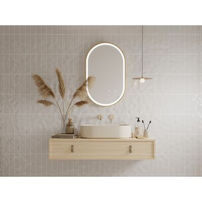Vente-unique Verlichte ovale badkamerspiegel met antibewaseming en goudkleurig kader - 50 x 80 cm ALARICO Vente-unique Verlichte ovale badkamerspiegel met antibewaseming en goudkleurig kader - 50 x 80 cm ALARICO