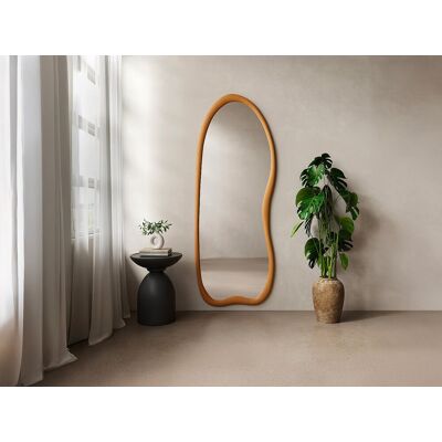 Vente-unique Grote organische wandspiegel van grenenhout - B. 68 x H. 178 cm - Naturel - HARVIL Vente-unique Grote organische wandspiegel van grenenhout - B. 68 x H. 178 cm - Naturel - HARVIL